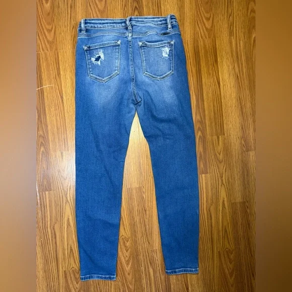 KanCan High Rise Medium Ripped Boyfriend Distressed Ankle Jean Size 29. - Picture 2 of 5